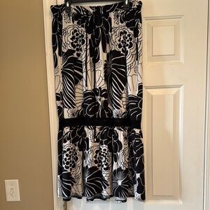 Floral Black and White Women's skirt
